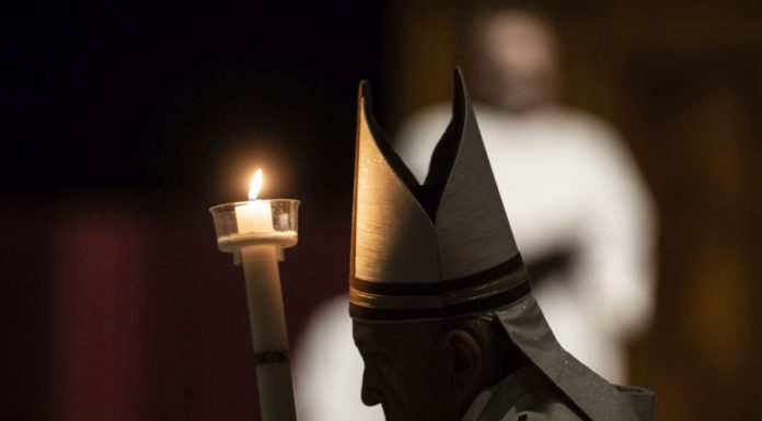 Covid, Papa Francesco: “Dalle macerie può nascere un’opera d’arte”