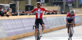 Asgreen trionfa al Giro delle Fiandre, battuto Van der Poel