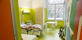 Torino, nata con intestino al posto dei polmoni: bimba salva dopo 17 mesi