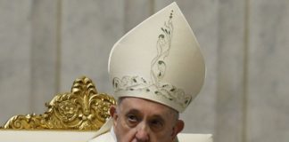 Vaccino, Papa “Strumento essenziale nella lotta alla pandemia”