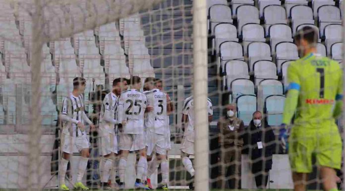 La Juve batte il Napoli 2-1 nello ‘spareggio Champions’