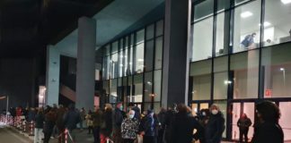 A Genova hub vaccinale aperto fino alle 2 di notte