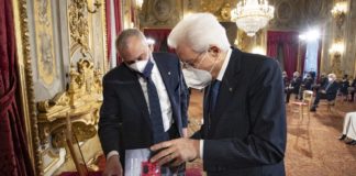 Covid, Mattarella “Polizia in prima linea paga prezzo pesante”