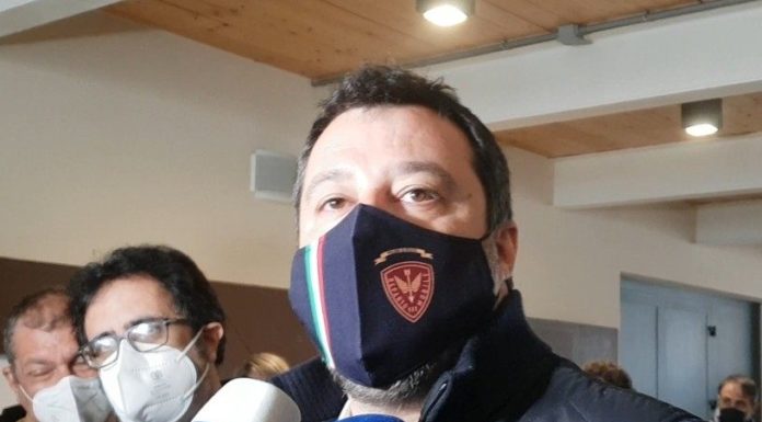 Vaccini, Salvini “L’Ue si pronunci su Sputnik”