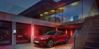 Nuova Mustang Mach-E, la sportiva 100% elettrica