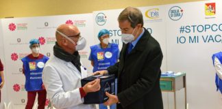 Covid, in Sicilia la Regione crea altri 17 hub di vaccinazione
