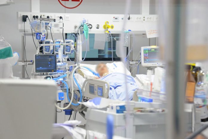 BARI, COVID HOSPITAL FIERA DEL LEVANTE, REPARTO DI TERAPIA INTENSIVA