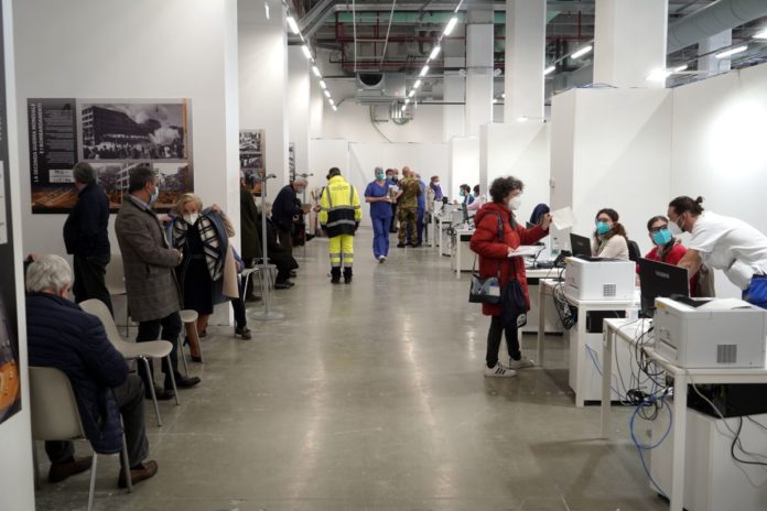 TORINO, HUB VACCINALE LINGOTTO