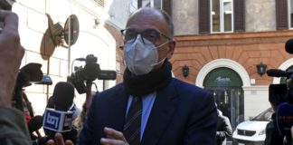 Letta “Vergogna mozione sfiducia a Speranza, riapertura va fatta bene”