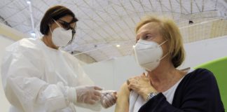 Vaccino, in Campania 1.241.380 le dosi complessivamente somministrate