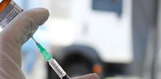 Vaccino, in Calabria attivata la prenotazione per gli over 60