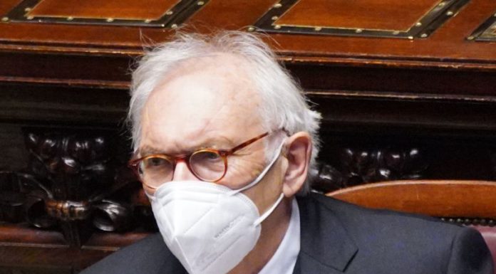 Bianchi “Direzione di marcia è scuola al 100%”