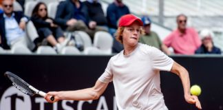 Sinner batte Rublev e vola in semifinale a Barcellona
