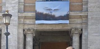 Obiettivo Terra, Raggi e Pecoraro Scanio mostrano foto vincitrice