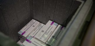 Vaccini, la Commissione Ue fa causa ad AstraZeneca