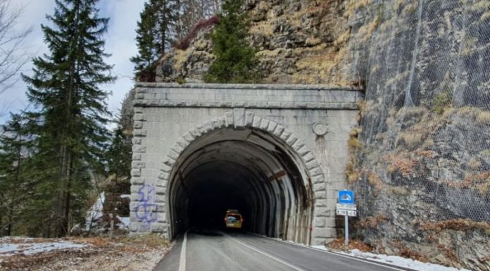 In Slovenia per lavori nella galleria del Predil