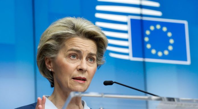 Ue, Von der Leyen “Rilanciare turismo ma attenzione a varianti Covid”