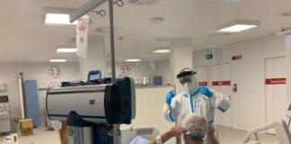 Coronavirus, musicoterapia per pazienti in Fiera del Levante a Bari