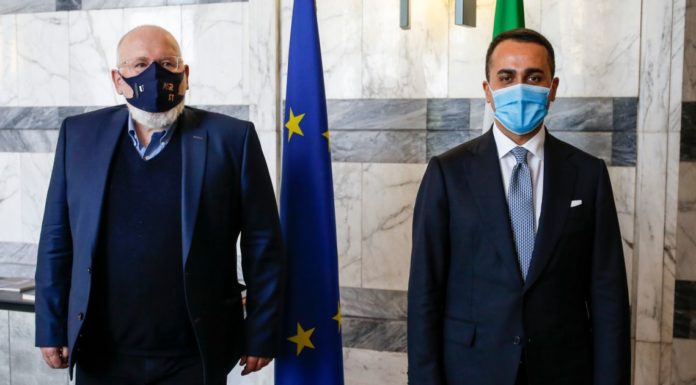 Di Maio incontra Timmermans “Pieno sostegno al Green Deal Ue”