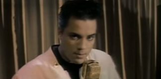 È morto l’ex cantante e modello Nick Kamen