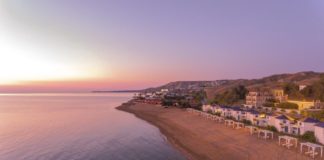 Sequestrati 18 bungalow in lido balneare, 9 indagati a Crotone