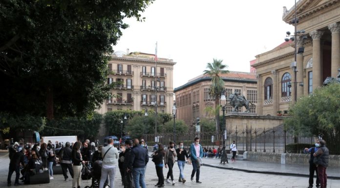 Sicilia, Sardegna e Val d’Aosta in zona arancione, altre regioni in giallo