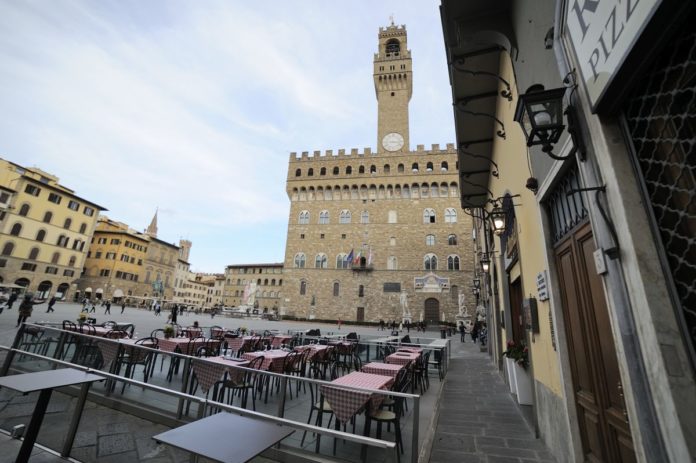 NUOVO DPCM ANTI COVID-19, BAR CHIUSI A FIRENZE