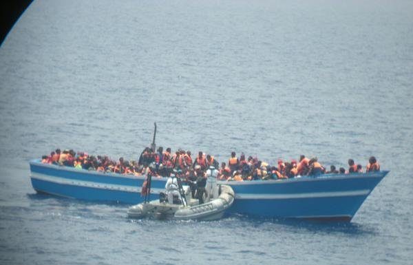 Alarm Phone “Barca naufraga nel Mediterraneo, un morto e 23 dispersi”