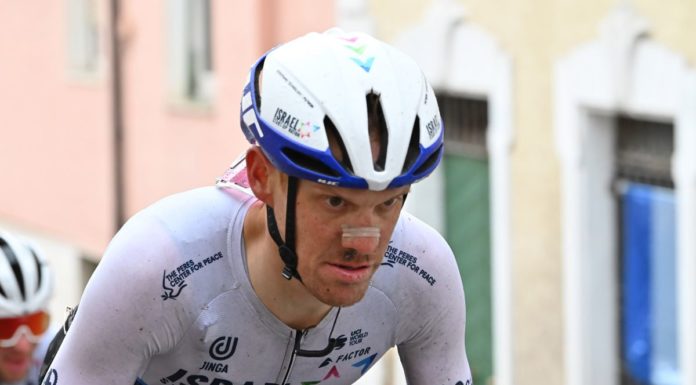 Dombrowski vince la quarta tappa del Giro, De Marchi in rosa