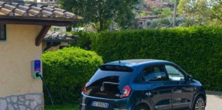 Renault E-charge ed Enel X per soluzioni di ricarica integrate