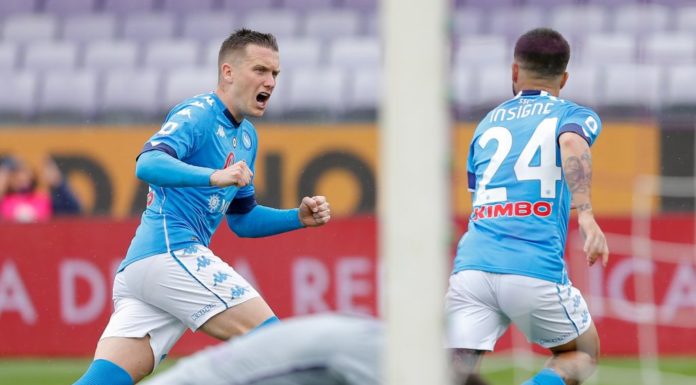 Il Napoli vince 2-0 a Firenze, Champions più vicina