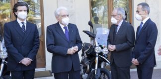Presentate a Mattarella le nuove Moto Guzzi V85TT