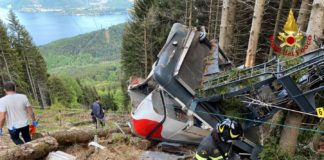 Sale a 14 numero vittime per il crollo funivia, morto bimbo superstite