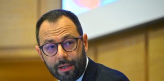 Patuanelli “Proposta di Orlando su licenziamenti chiara e condivisibile”