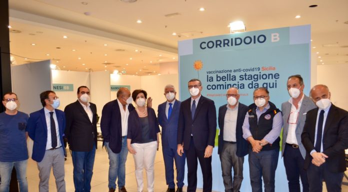Vaccino, apre hub in un Centro commerciale a Palermo