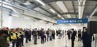 Un “pezzo” dell’Aeroporto di Linate donato agli Alpini di Brescia