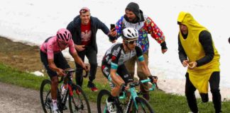 Yates vince la 19^ tappa del Giro, Bernal resiste in rosa