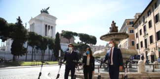 Helbiz e Vox lanciano un nuovo servizio per scoprire le bellezze di Roma