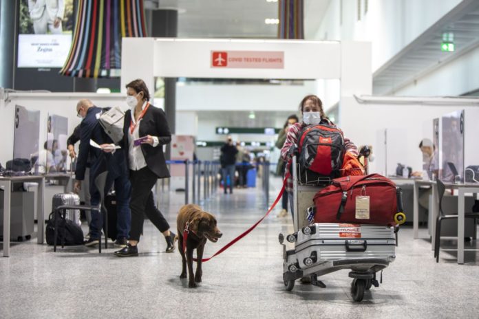 MILANO, MALPENSA AEROPORTO COVID TESTED FLIGHTS, PRIMI ARRIVI DAGLI STATI UNITI D AMERICA