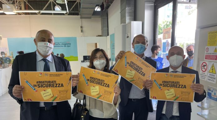 Vaccino ai maturandi, Baglieri e Lagalla in hub Messina