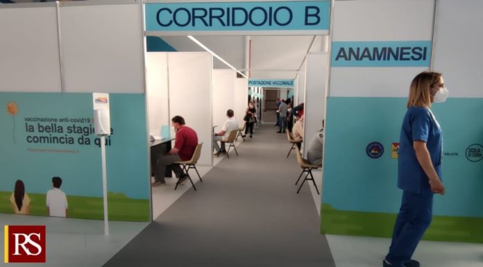 Vaccino, inaugurato a Gela nuovo Hub al PalaCossiga