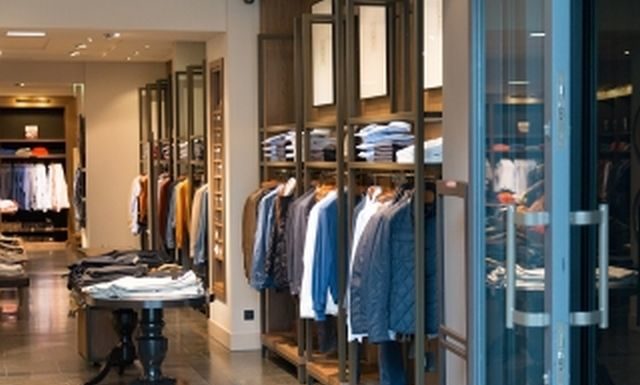 Via libera dalla commissione Commercio, inizio saldi il 3 luglio