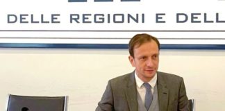 Vaccino, Fedriga “Sul web menzogne, ora scienziati come testimonial”