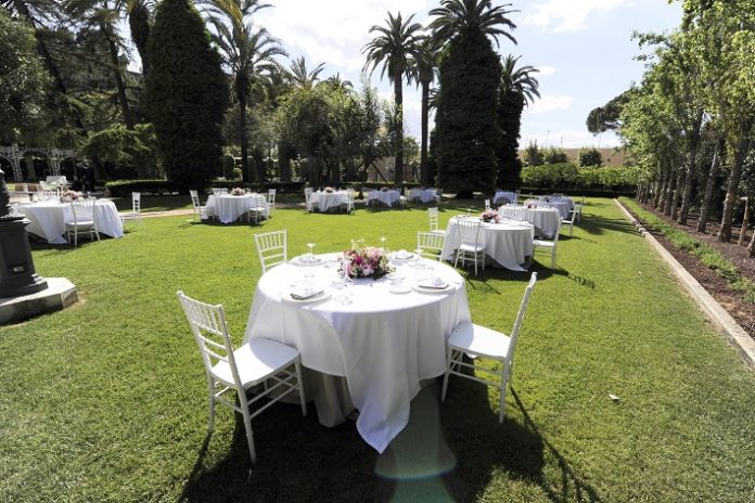 BARI, VILLA DE GRECIS SIMULAZIONE RICEVIMENTO NUZIALE AL TEMPO DEL COVID