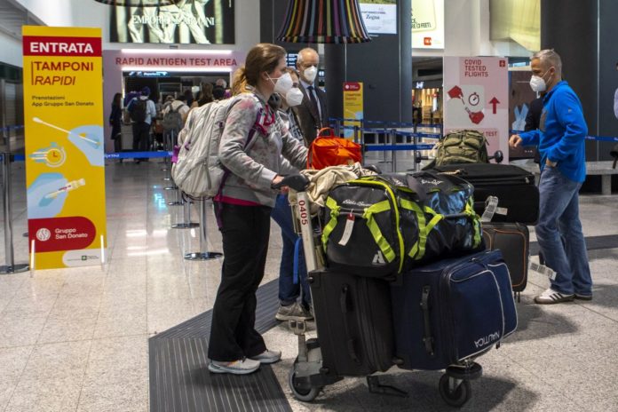 MILANO, MALPENSA AEROPORTO COVID TESTED FLIGHTS, PRIMI ARRIVI DAGLI STATI UNITI D AMERICA