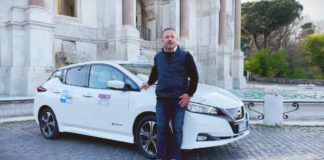 Chi guida elettrico percorre più chilometri che benzina e diesel