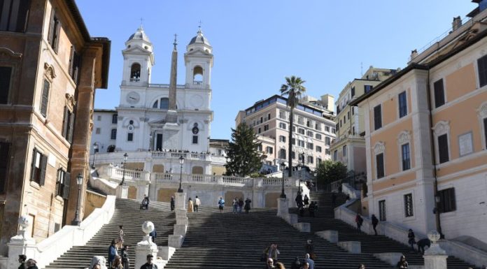 Turismo riparte dall’estate ma livelli pre-covid restano lontani
