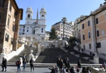 Sulle vacanze di Pasqua pesa la guerra, previste 200.000 presenze in meno rispetto allo scorso anno