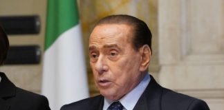 Berlusconi “Al Governo per tagliare le tasse, poi la flat tax”