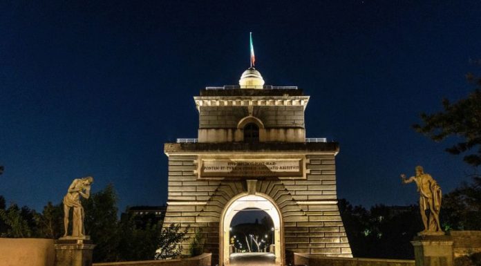 Roma, nuova illuminazione per la Torretta Valadier di Ponte Milvio
